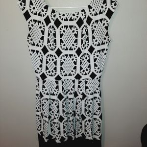 Size 5 black and white dress